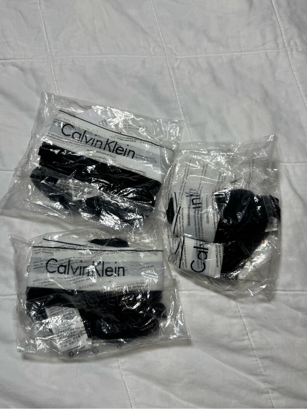 NWT Calvin Klein Classic Logo Thong 3-Pack Sealed